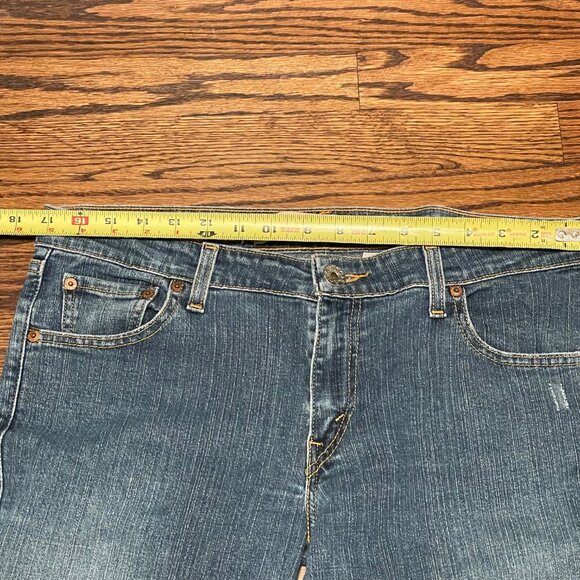 Levi's 518 Women's Size 11M Super Low Bootcut Medium Wash Denim Blue Jeans - Picture 6 of 11